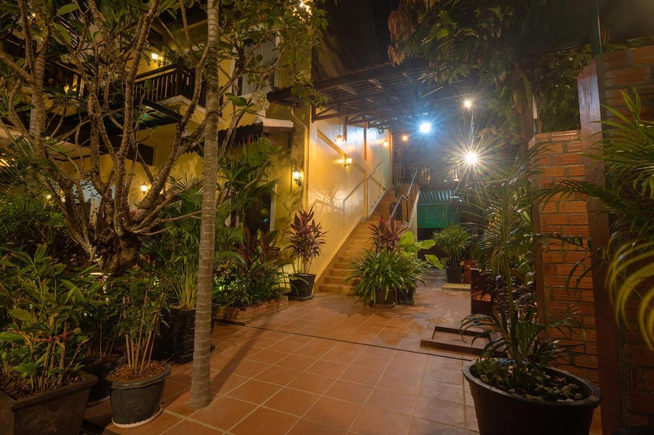 Ravady D'Angkor Hotel Сием Реап Екстериор снимка